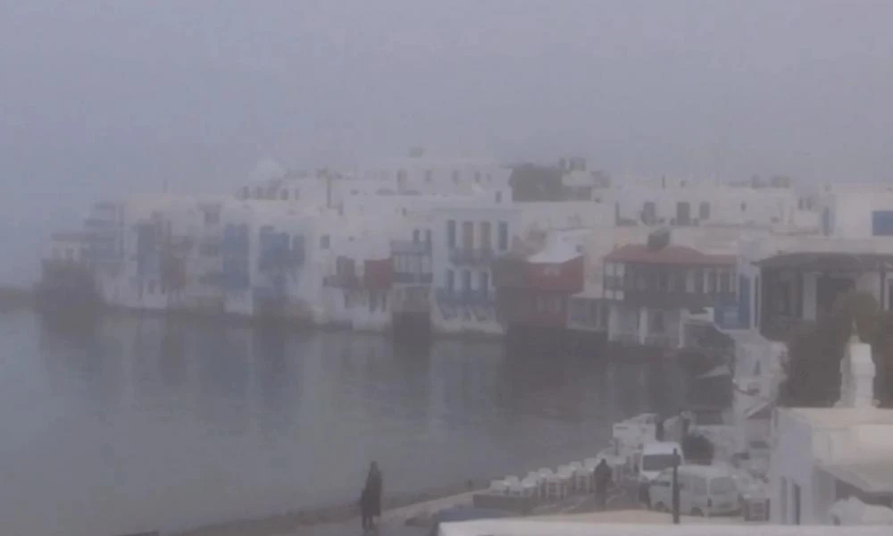 Το φαινόμενο «Sea Smoke» που σκέπασε την Μύκονο - Τι είναι